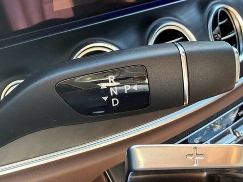 Used 2023 Mercedes-Benz E 450 4MATIC Sedan image 32