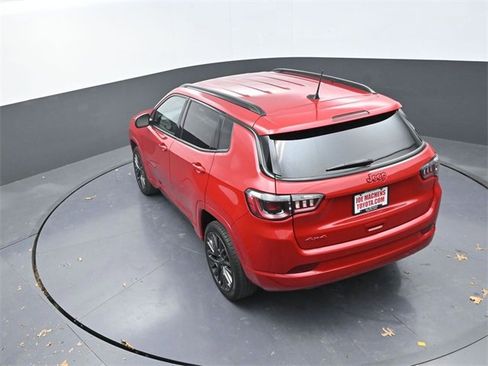 Used 2023 Jeep Compass Limited image 23