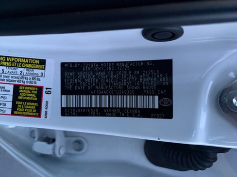 Used 2026 Toyota Camry LE FWD image 32