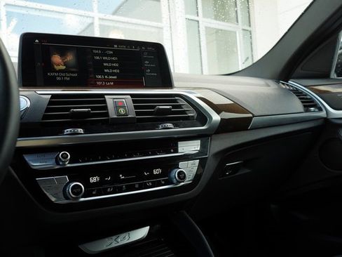 Used 2020 BMW X4 xDrive30i w/ Convenience Package image 18