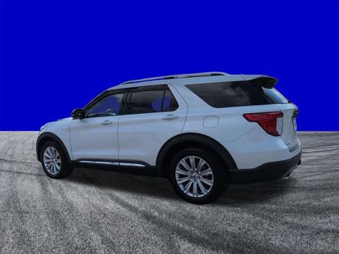 Used 2022 Ford Explorer Limited w/ Equipment Group 301A RWD image 6