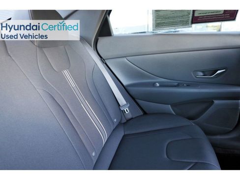 Certified 2025 Hyundai Elantra Sport image 15