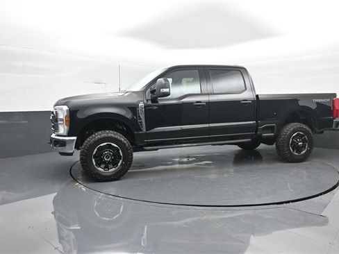 New 2026 Ford F350 XLT w/ Tremor Off-Road Package image 4