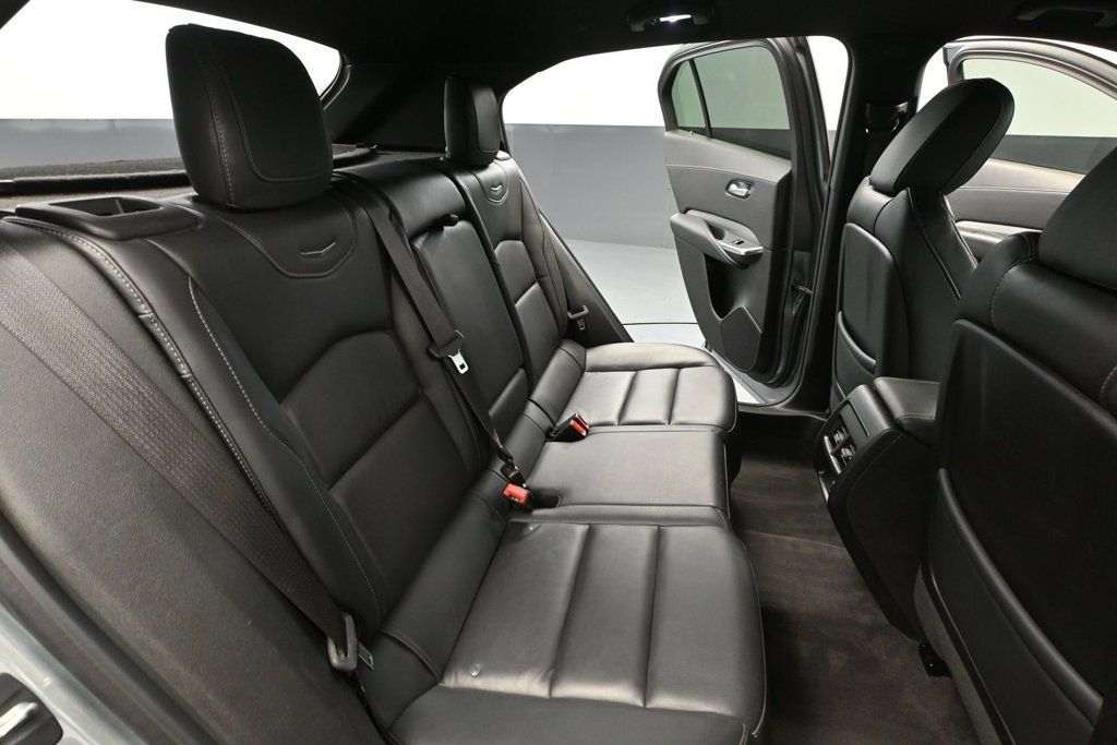 Used 2023 Cadillac XT4 Premium Luxury AWD/4WD image 34