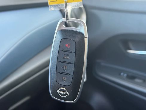 New 2025 Nissan Versa SV image 27