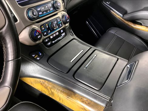 Used 2017 GMC Yukon Denali w/ Open Road Package RWD image 15