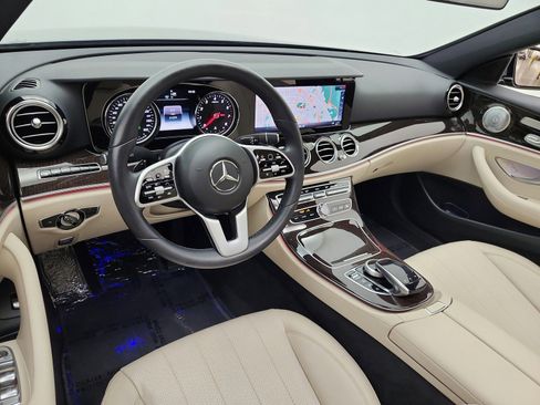 Used 2019 Mercedes-Benz E 300 image 22