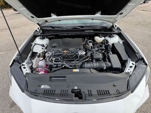 Used 2025 Toyota Camry LE image 27