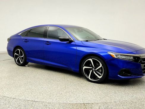 Used 2021 Honda Accord Sport image 3