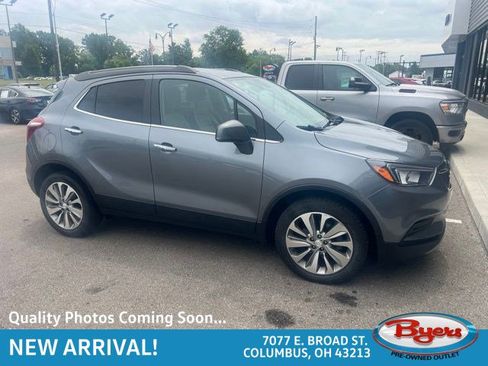 Used 2020 Buick Encore Preferred FWD image 1