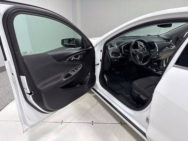 Used 2020 Chevrolet Malibu LS FWD image 6