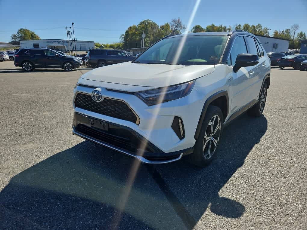 Certified 2022 Toyota RAV4 XSE AWD/4WD image 1