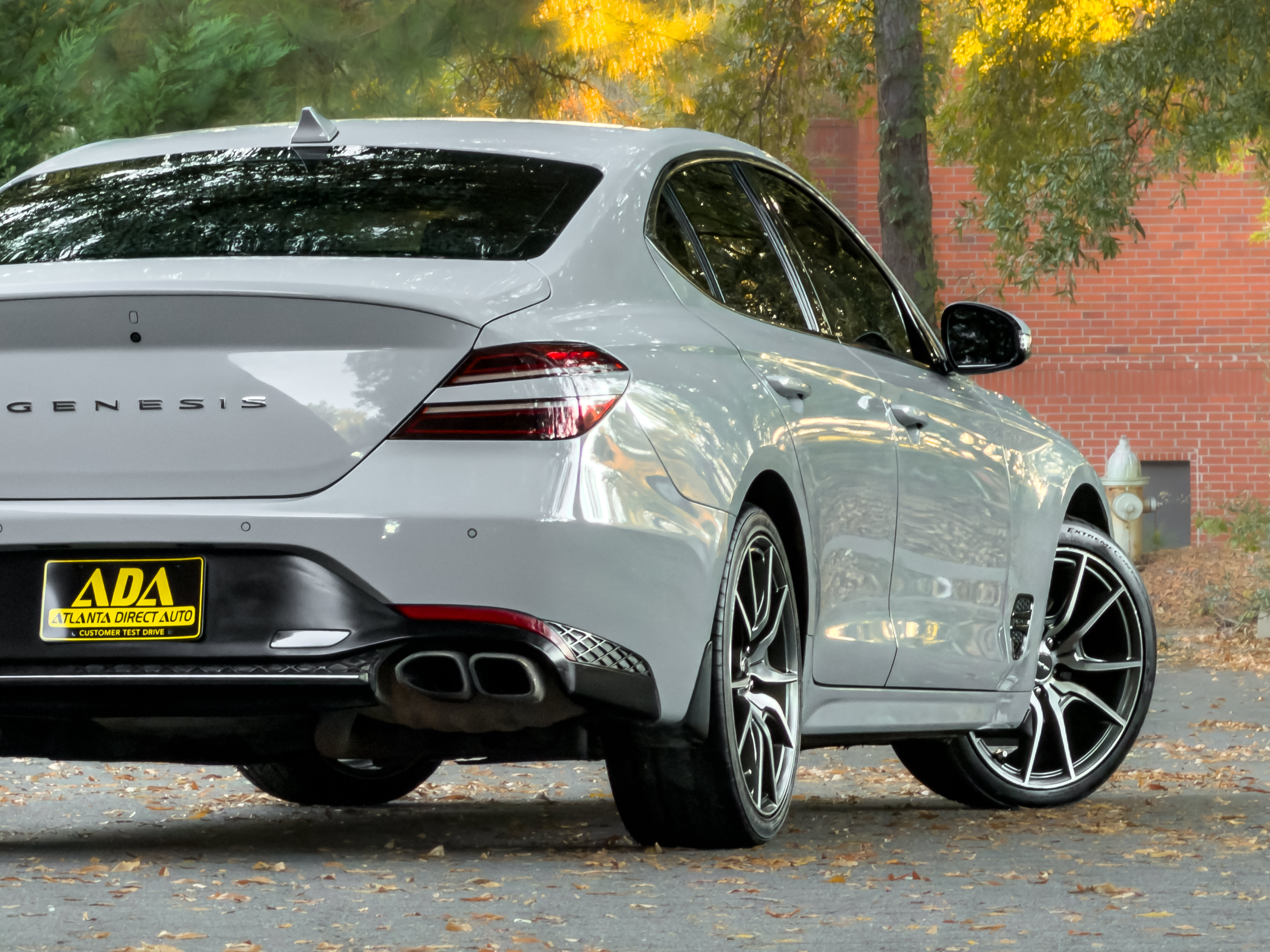 Used 2022 Genesis G70 2.0T w/ Prestige Package RWD image 30