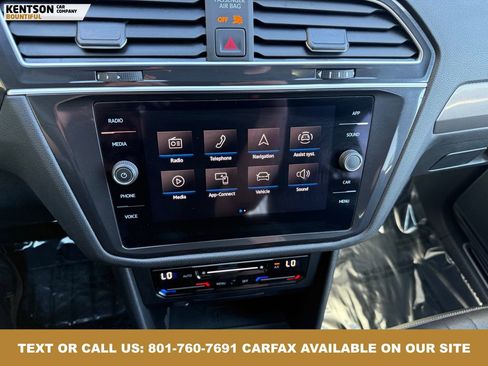 Used 2024 Volkswagen Tiguan SE R-Line image 26