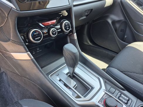 Used 2020 Subaru Forester Premium AWD/4WD image 12