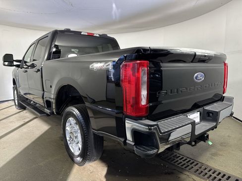Used 2025 Ford F250 XLT image 29