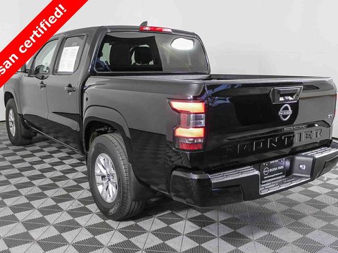Certified 2024 Nissan Frontier SV image 6