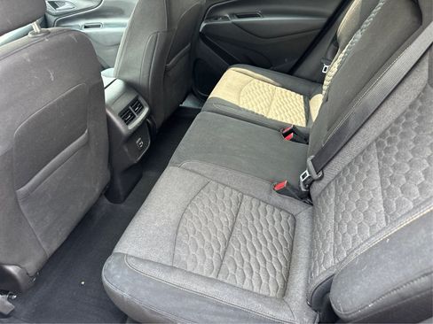 Used 2019 Chevrolet Equinox LT FWD image 12