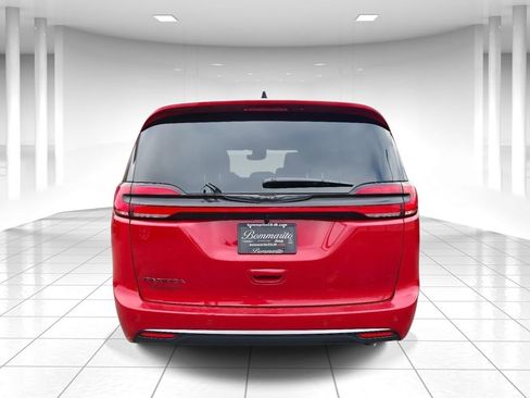New 2026 Chrysler Pacifica Select FWD image 4