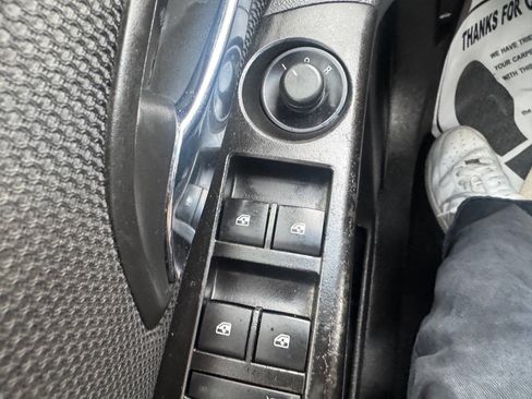 Used 2014 Chevrolet Cruze LT w/ Technology Package image 18