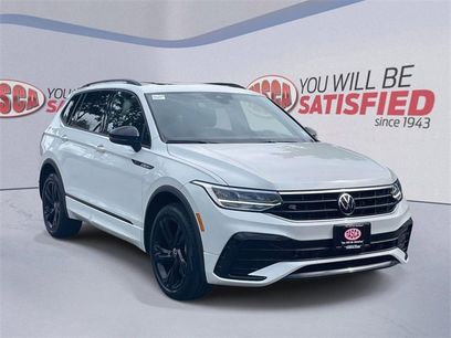 Used 2022 Volkswagen Tiguan SE R-Line