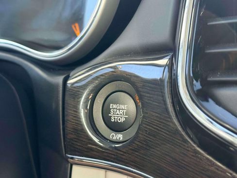 Used 2020 Jeep Grand Cherokee Summit image 22