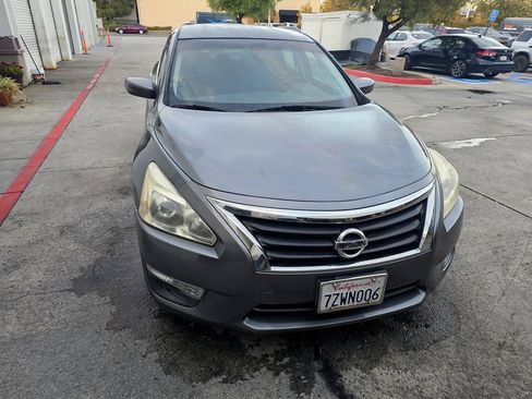 Used 2014 Nissan Altima 2.5 S FWD image 3
