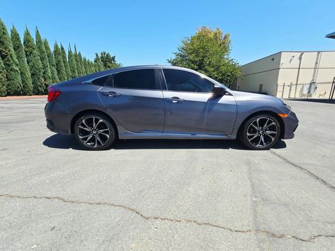 Used 2020 Honda Civic Sport image 4