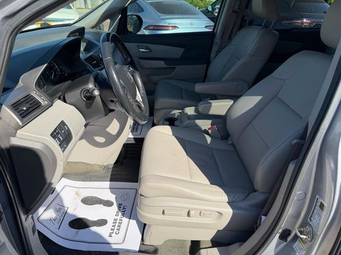 Used 2016 Honda Odyssey Touring Elite image 26