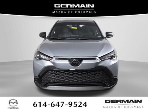 Used 2023 Toyota Corolla Cross AWD Hybrid image 2