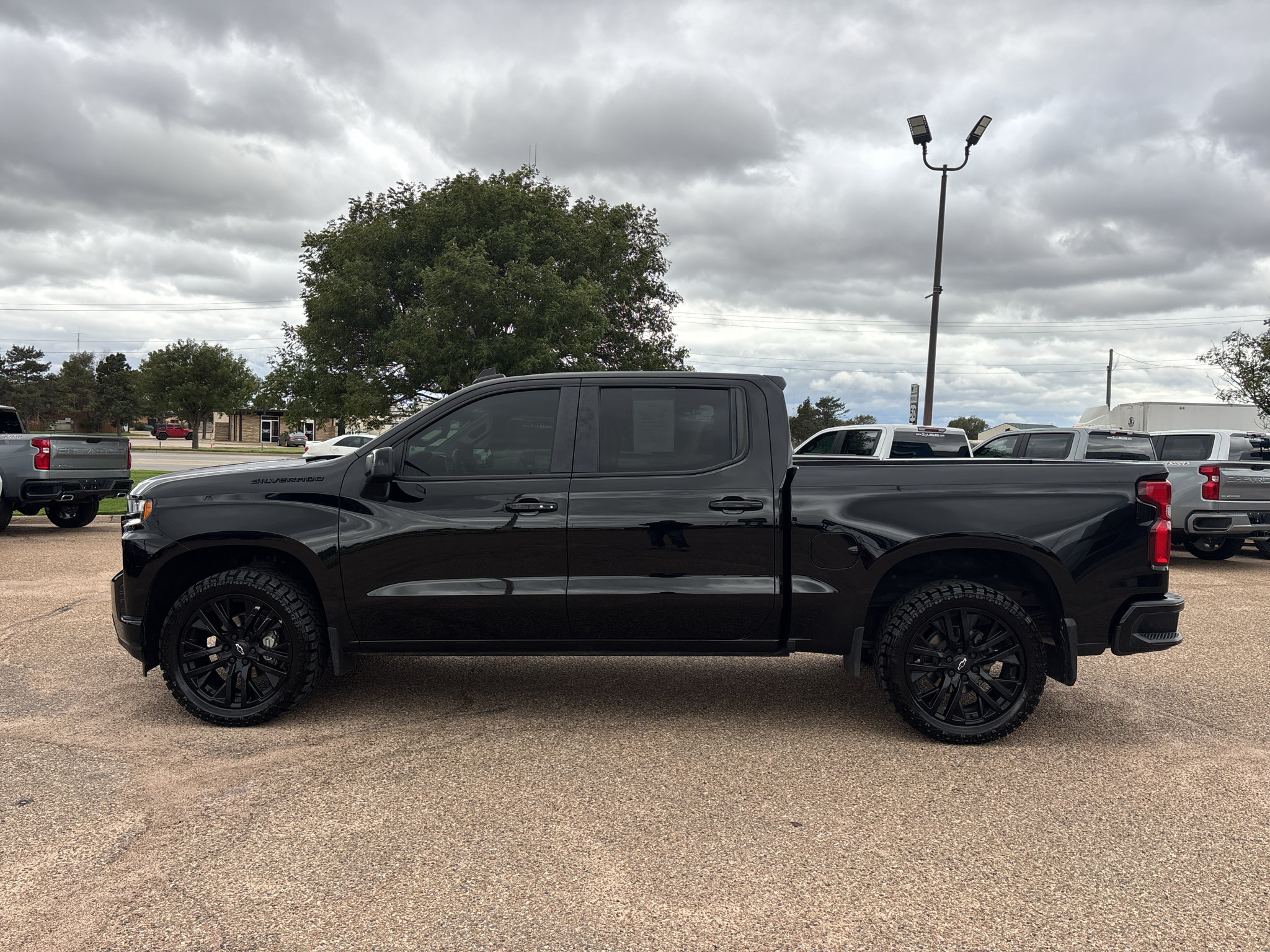 Used 2021 Chevrolet Silverado 1500 RST w/ Rally Edition AWD/4WD image 5