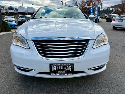 Used 2011 Chrysler 200 Limited FWD image 16