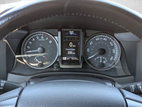 Used 2021 Toyota Tacoma TRD Off-Road AWD/4WD image 11