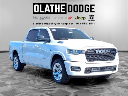 New 2026 RAM 1500 Big Horn AWD/4WD image 8