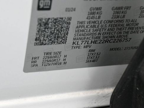 Used 2024 Chevrolet Trax LT FWD image 16