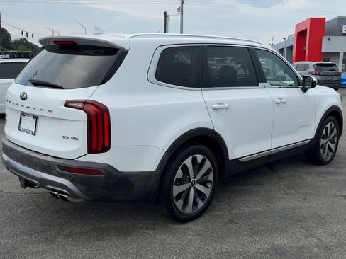 Used 2021 Kia Telluride EX w/ EX Premium Package AWD/4WD image 7