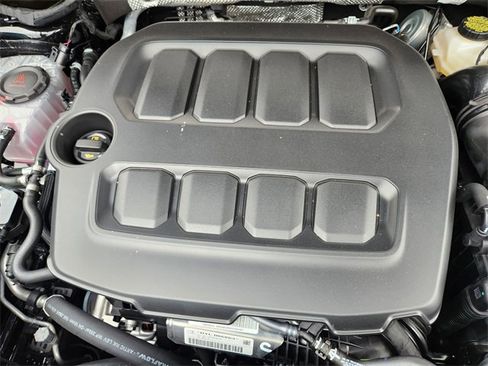 New 2026 Volkswagen Tiguan SE R-Line image 29