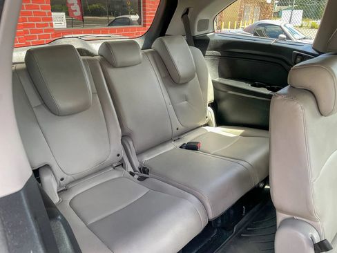 Used 2020 Honda Odyssey Elite image 43