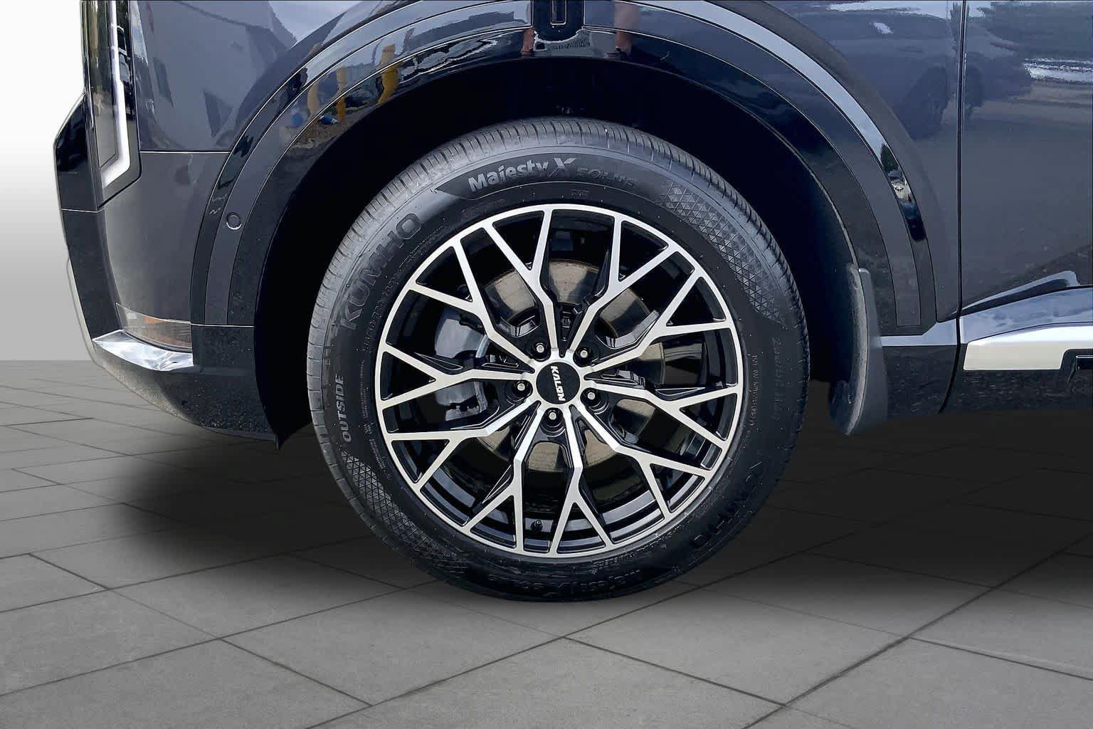 Used 2027 Kia Telluride SX Prestige w/ Towing Package AWD/4WD image 11