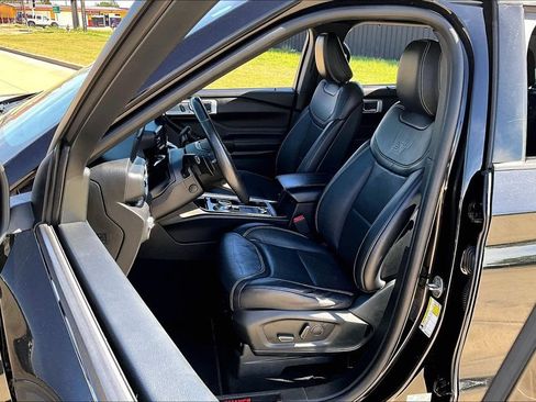 Used 2020 Ford Explorer ST AWD/4WD image 25