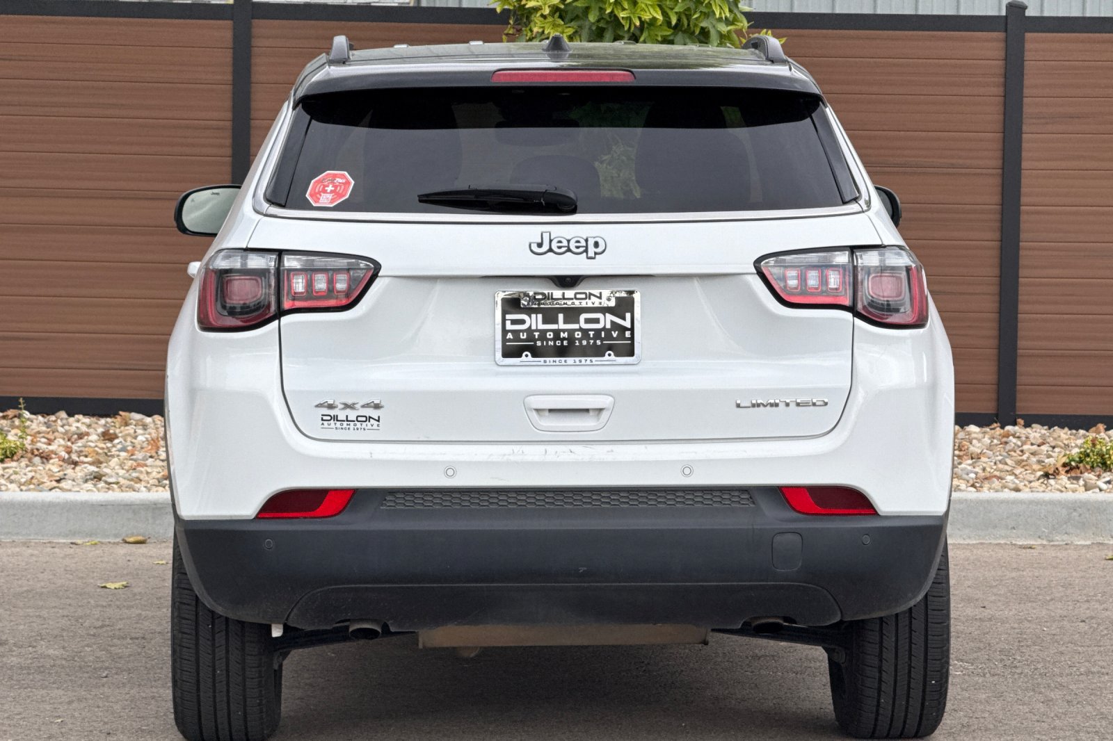 Used 2025 Jeep Compass Limited AWD/4WD image 7