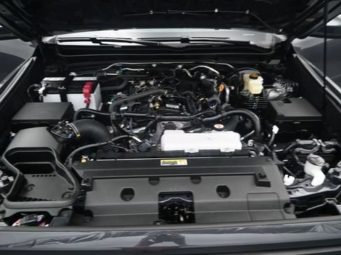 Used 2026 Toyota Tacoma SR5 RWD image 17
