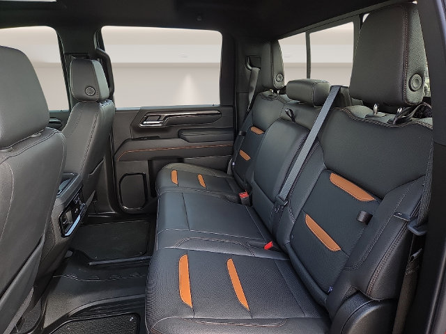 Used 2025 GMC Sierra 2500 AT4 w/ Technology Package AWD/4WD image 13