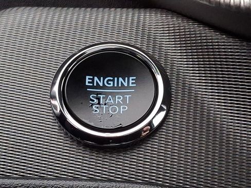 Used 2025 Ford Explorer ST image 27