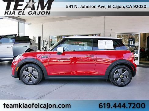 Used 2024 MINI Cooper SE FWD image 8