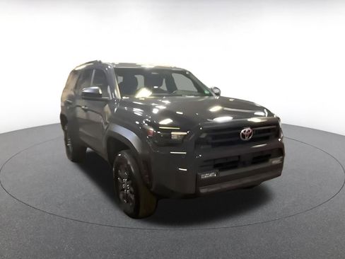 Used 2025 Toyota 4Runner SR5 image 3