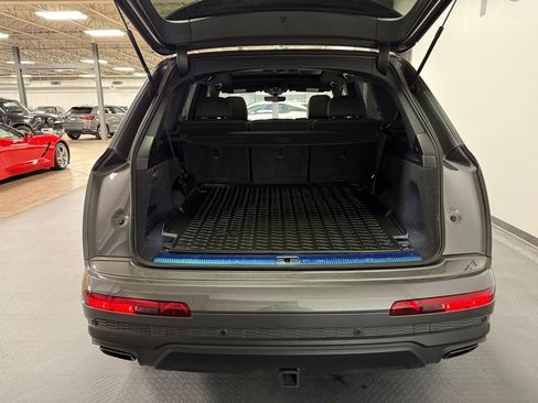 Used 2025 Audi Q7 3.0T Premium Plus w/ Premium Plus Package AWD/4WD image 24