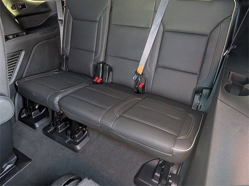 Used 2024 Chevrolet Tahoe Premier w/ Premium Package 2 image 30