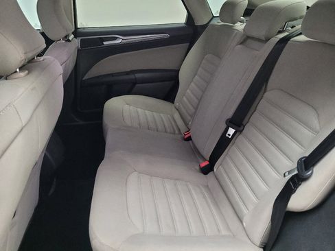 Used 2017 Ford Fusion S image 18