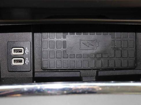 Certified 2019 Ford Expedition XLT w/ Equipment Group 202A image 34